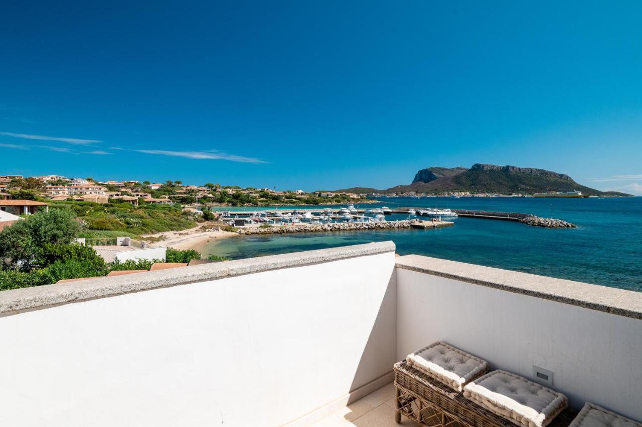 S'Abba Seafront Apartments - Your House In Sardinia ゴルフォ・アランチ エクステリア 写真