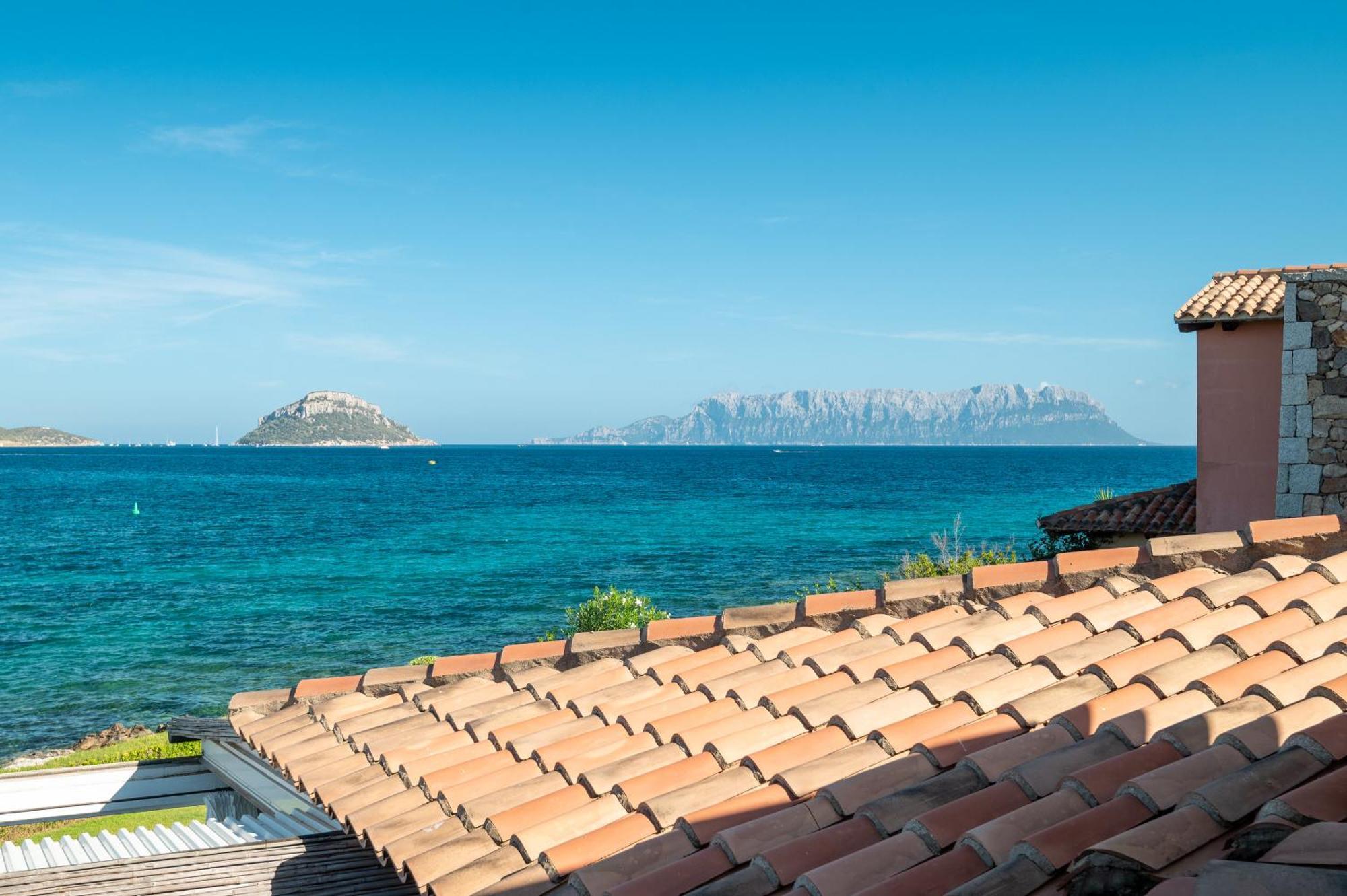 S'Abba Seafront Apartments - Your House In Sardinia ゴルフォ・アランチ エクステリア 写真