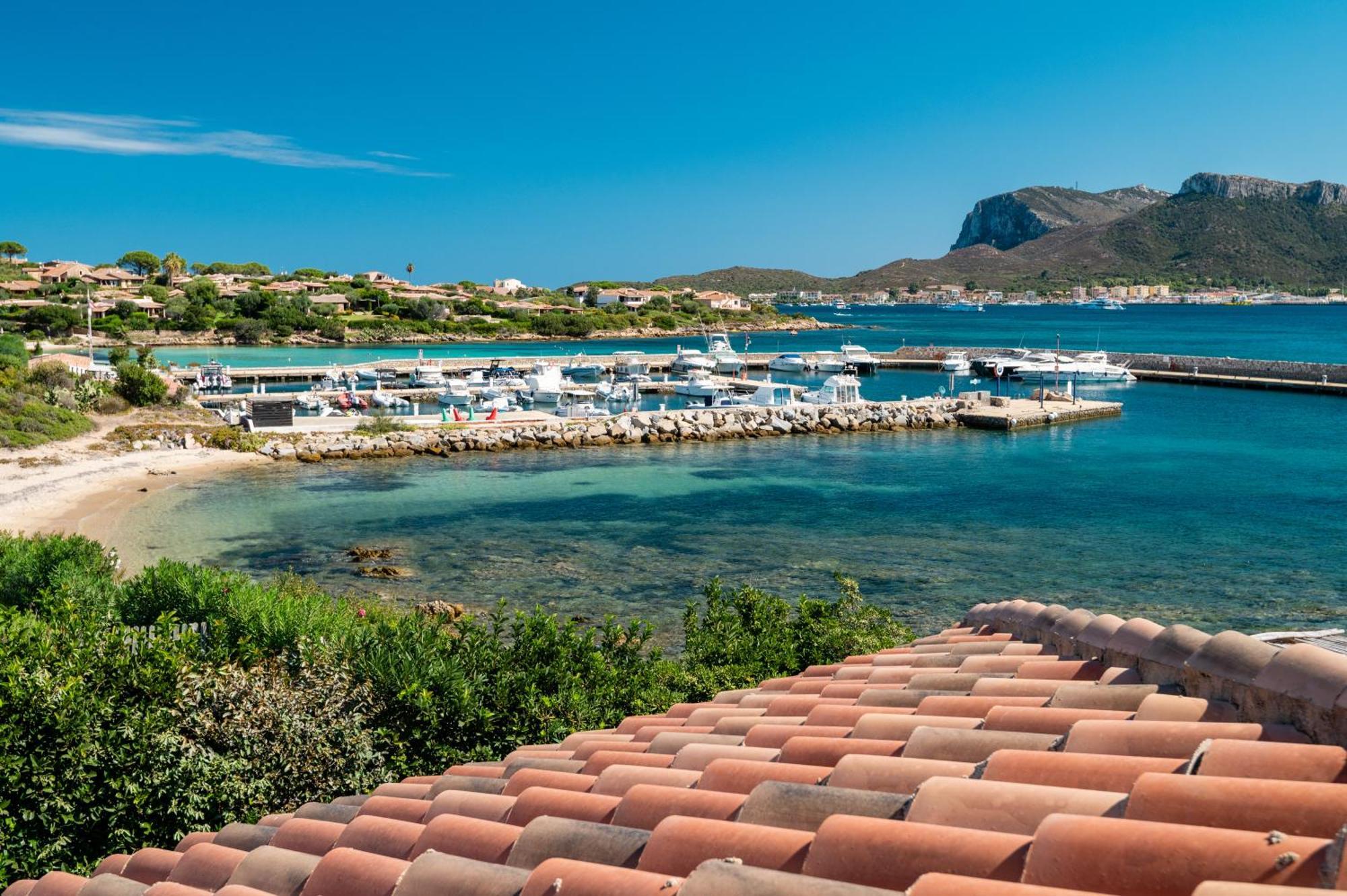 S'Abba Seafront Apartments - Your House In Sardinia ゴルフォ・アランチ 部屋 写真