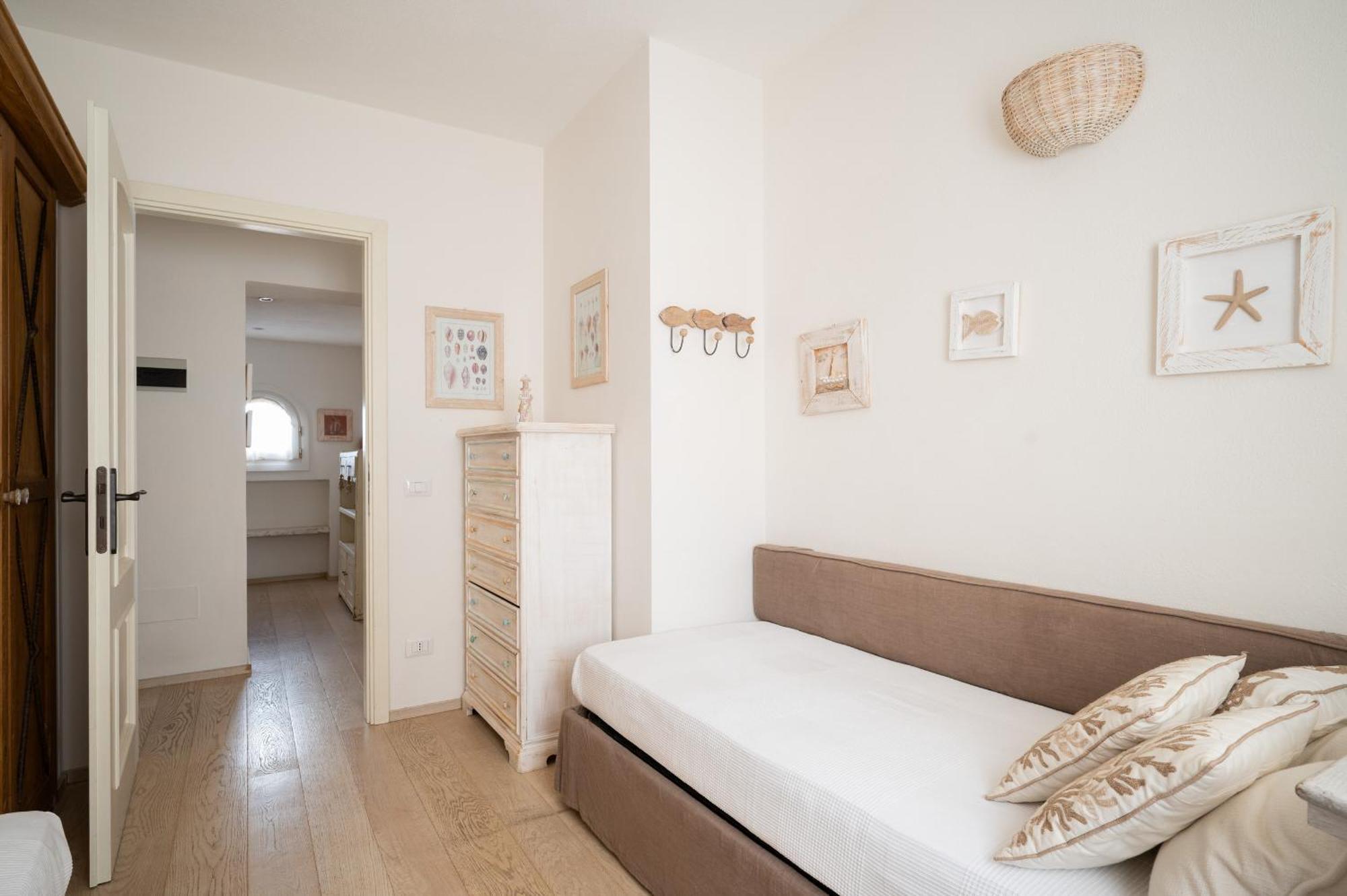 S'Abba Seafront Apartments - Your House In Sardinia ゴルフォ・アランチ エクステリア 写真