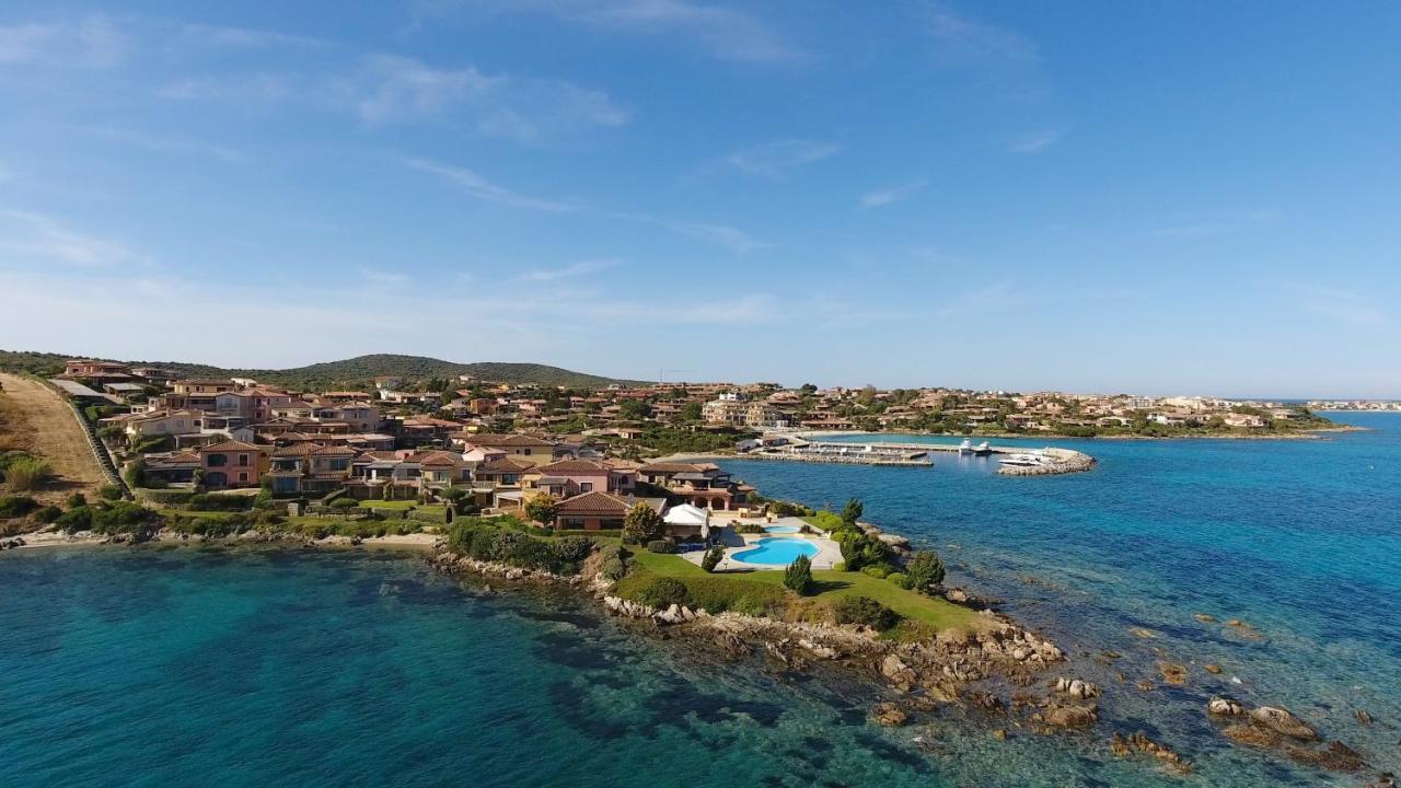 S'Abba Seafront Apartments - Your House In Sardinia ゴルフォ・アランチ エクステリア 写真